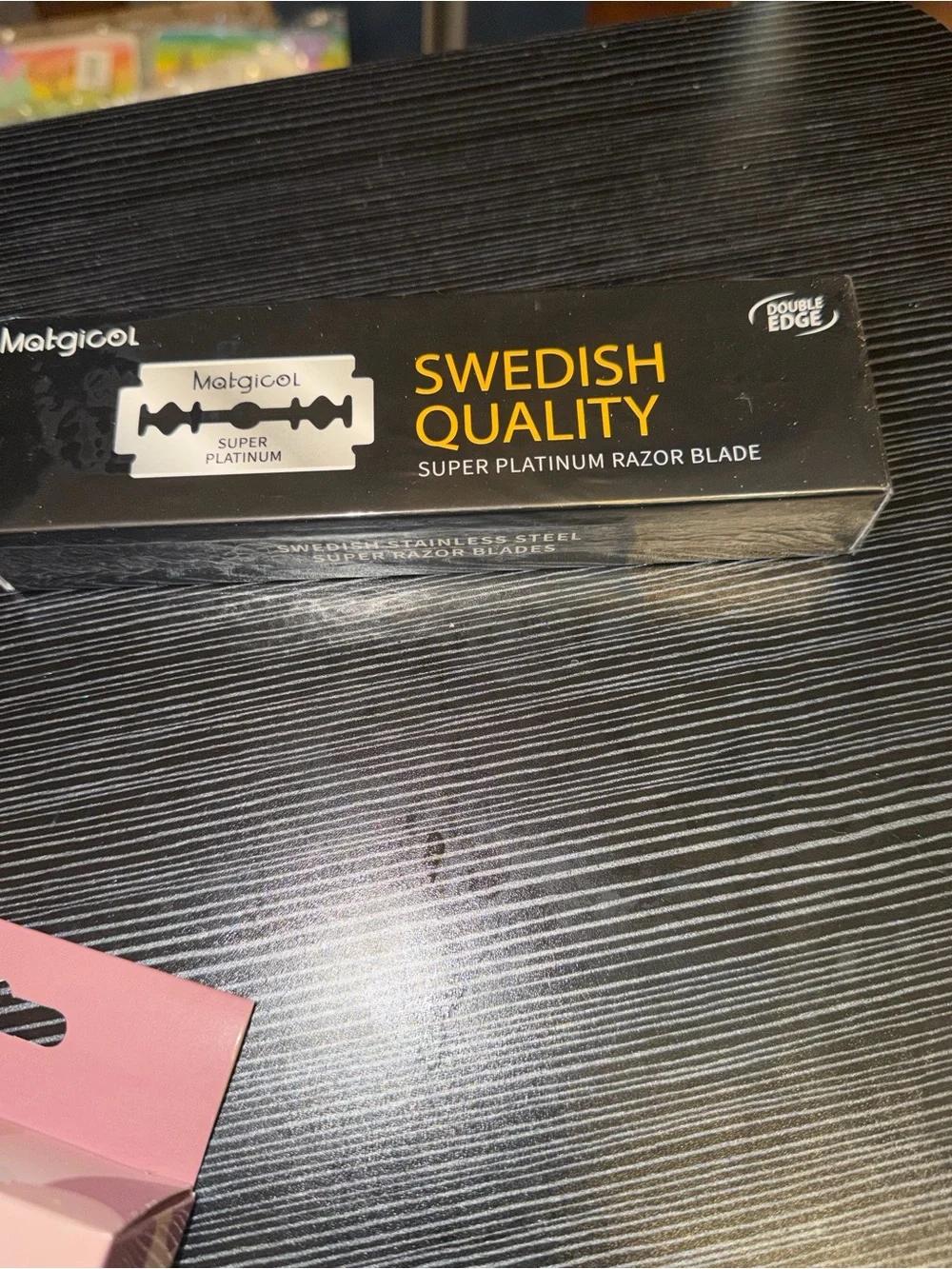 Swedish Quality Super Platinum Double Edge Razor Blades - Black